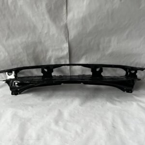 Кріплення решітки радіатора outback