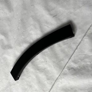 Молдинг переднього бампери (арка) лівий subaru outback
