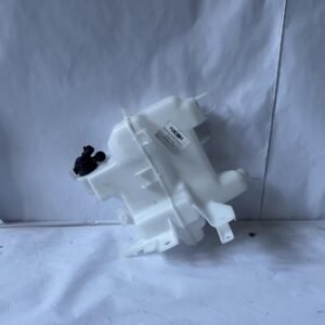 Бачок омивателя mazda 6 2016-2018