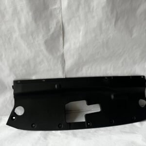 Накладка замка капота