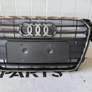 Решітка радіатора Audi A4 B8 2014-2016