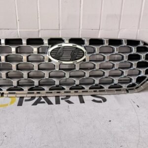 Решітка радіатора Hyundai Santa Fe 2021-2024