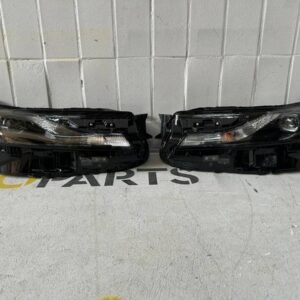 Фара ліва Toyota Camry XV80 LE SE