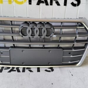 Решітка радіатора Audi Q5 80A 2017-2020