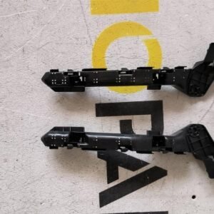 Кріплення бампера переднього праве Honda CR-V 6 2023+