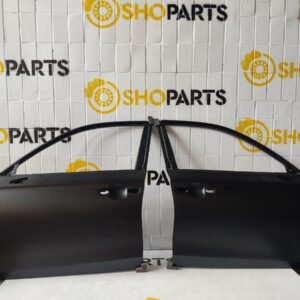 Дверь передня права Honda Civic 11