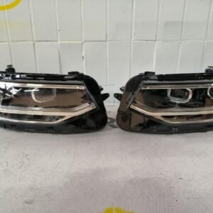 Комплект фар Volkswagen Tiguan 2021-